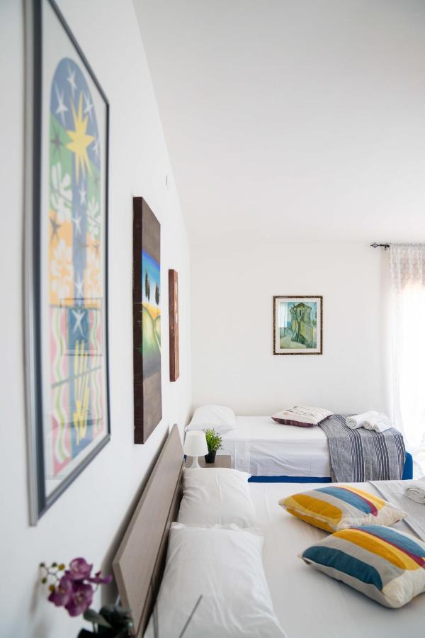 גריסוליאה Queen'S Bed & Breakfast מראה חיצוני תמונה