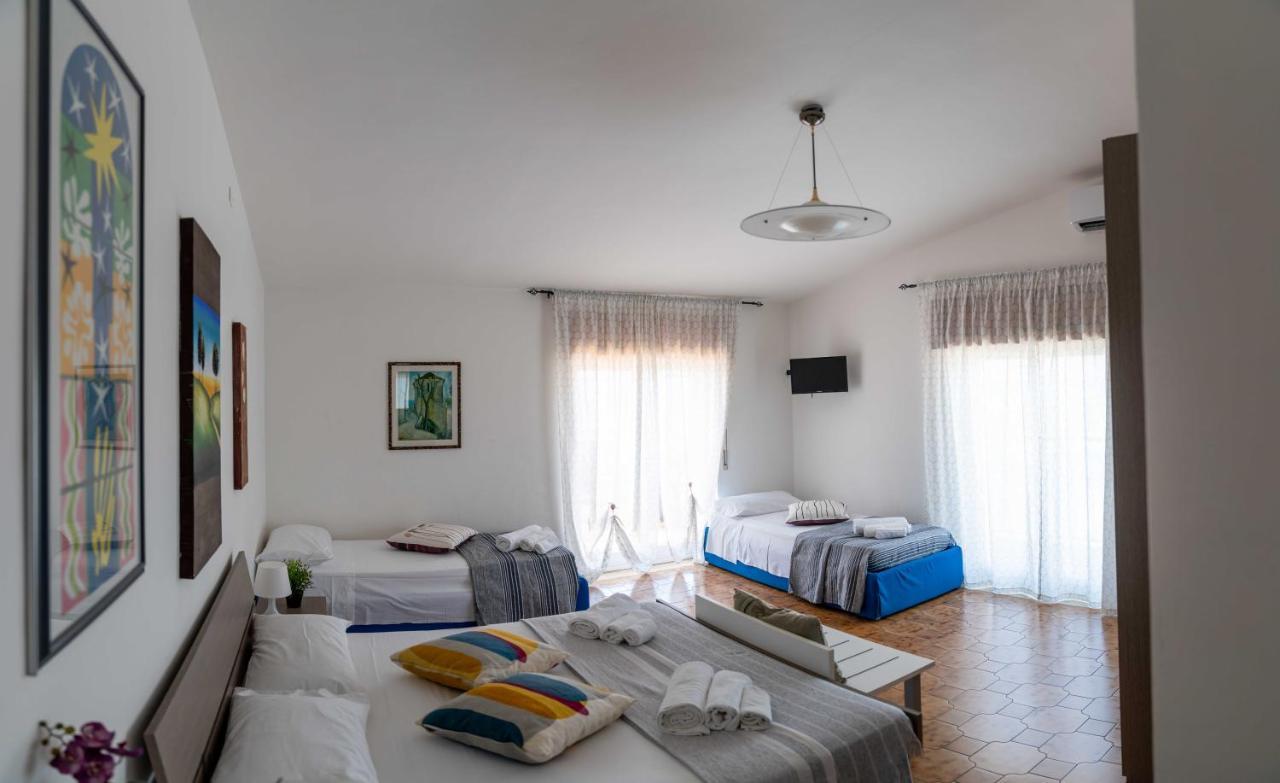 גריסוליאה Queen'S Bed & Breakfast מראה חיצוני תמונה