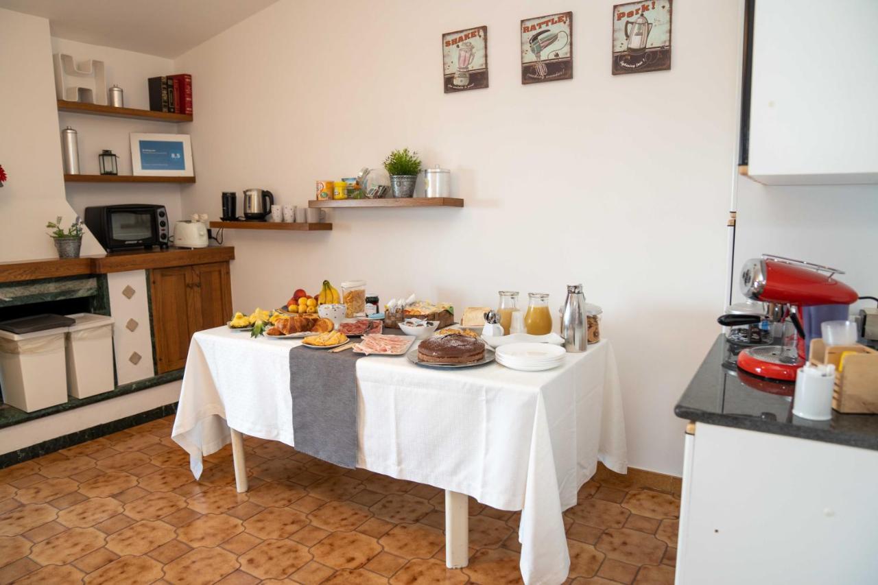 גריסוליאה Queen'S Bed & Breakfast מראה חיצוני תמונה