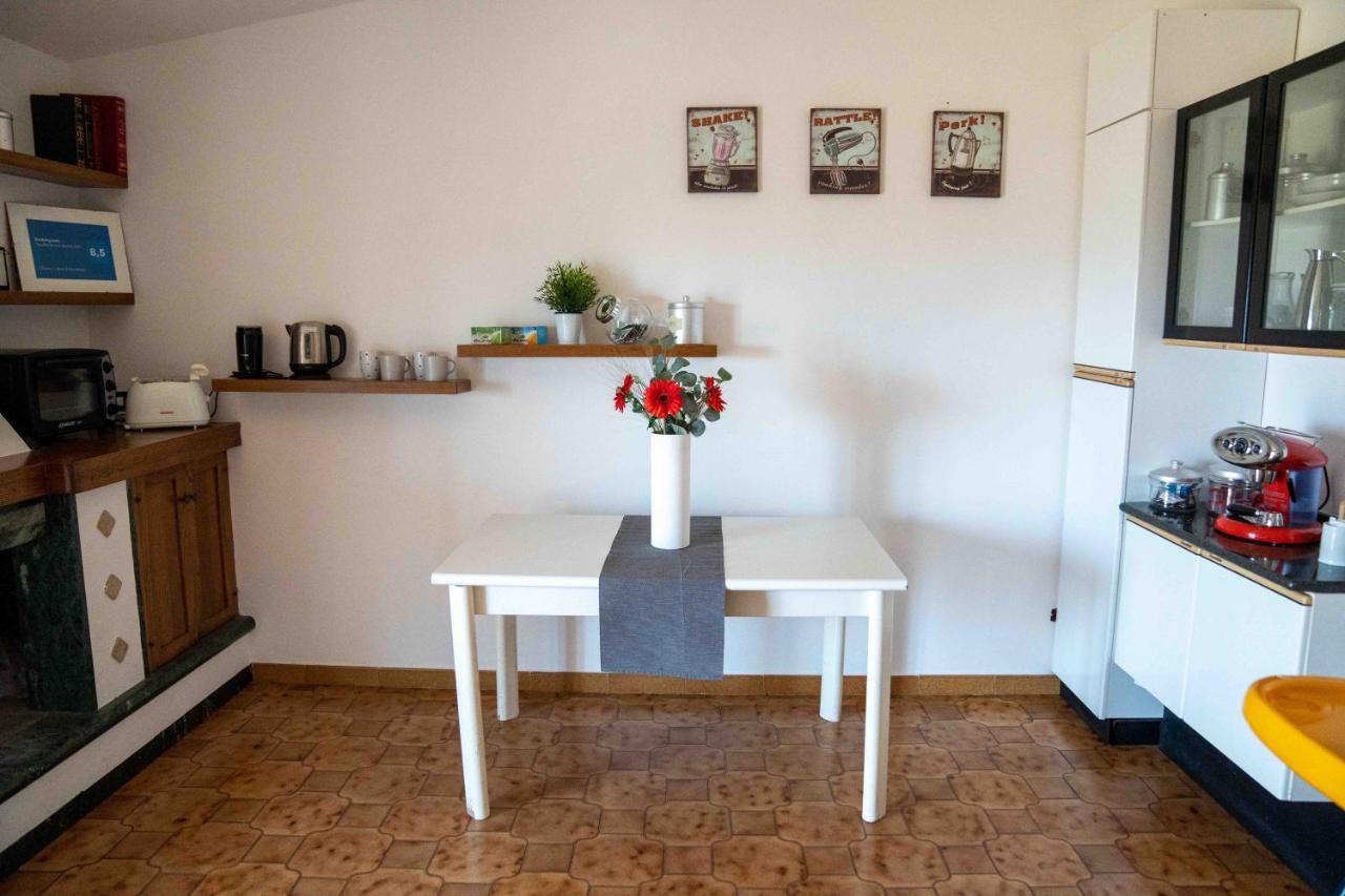 גריסוליאה Queen'S Bed & Breakfast מראה חיצוני תמונה