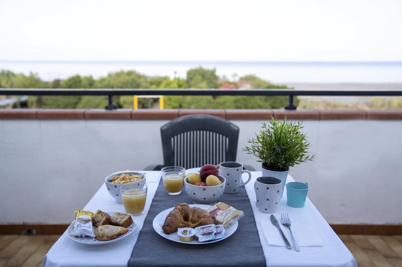 גריסוליאה Queen'S Bed & Breakfast מראה חיצוני תמונה